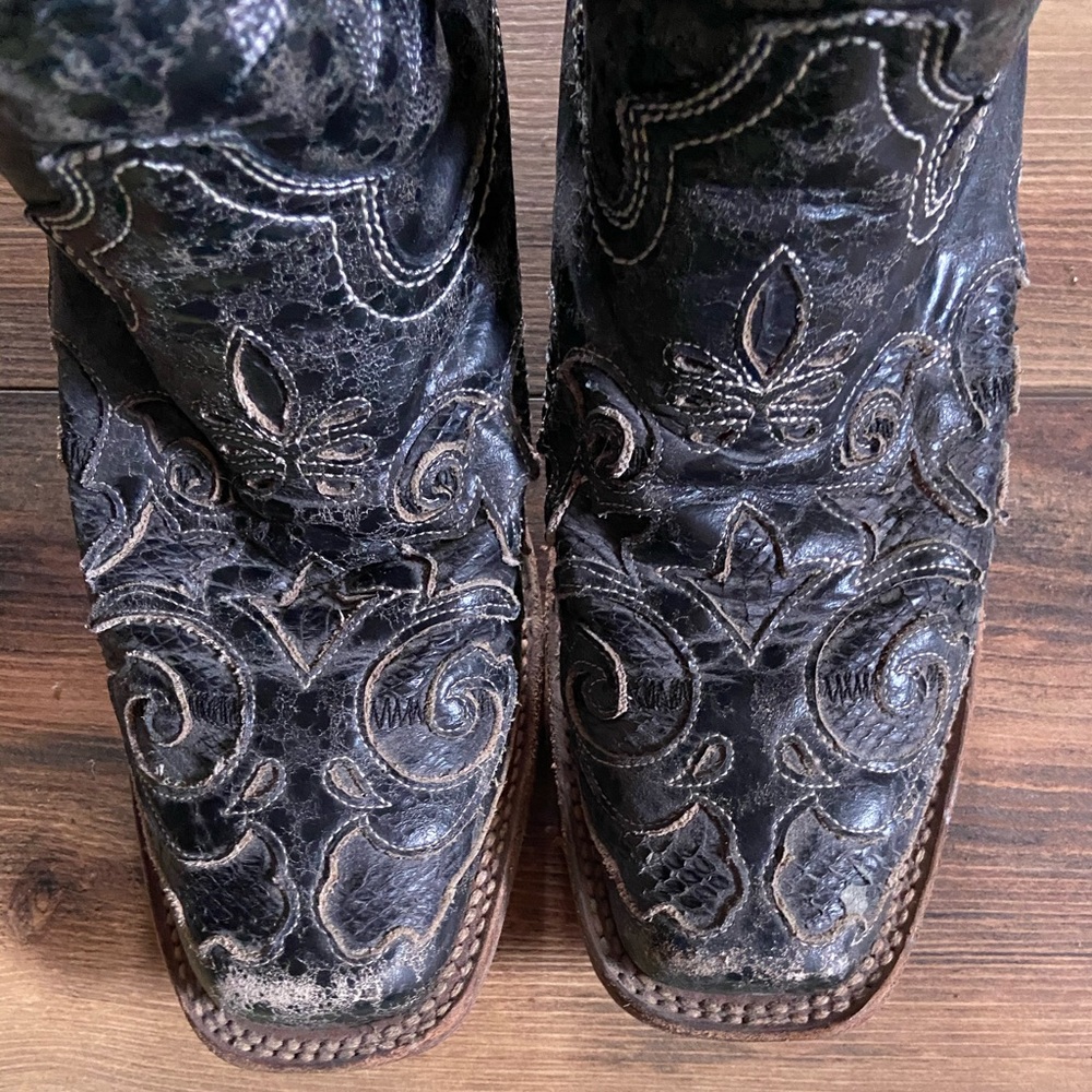 Corral Python Inlay boots 7.5B - Picture 5 of 8